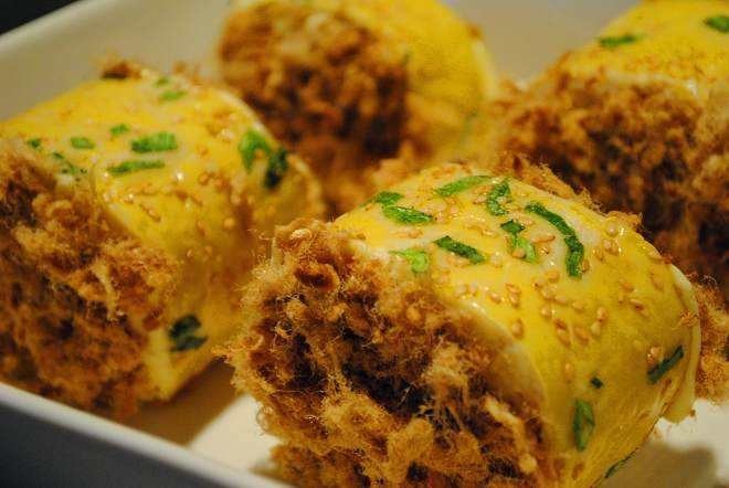 我的肉松面包里的肉松呢？